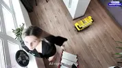 соблазняет и намекает...