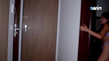 Негр с белым другом ебут дуплетом Талию Минт