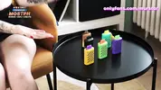 рыжая на съемке рекламы вейпов