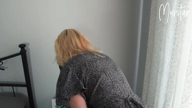 Toma Mur: Трахаю уборщицу из клининга за деньги