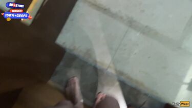 Подглядывание: Анально поимел соседку снизу после подглядывания на балконе