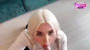 строчит минет на венозном члене