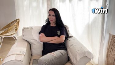 Русская мачеха: Устроил мачехе эротическую фотосессию и насадил ее на хуй