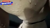 риэлторша ебется стоя с улыбкой на лице