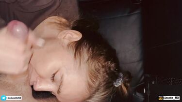 Annette_Milf: Признался маме друга в любви и анально трахнул в машине
