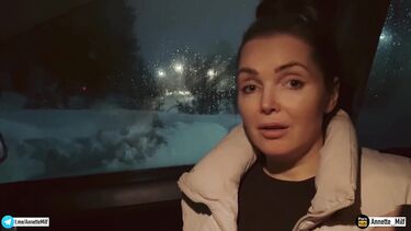 С милфой от первого лица: Признался маме друга в любви и анально трахнул в машине