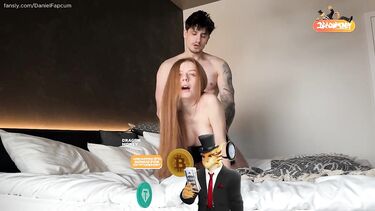 Риэлторша ебется с покупателем и грязно комментирует секс