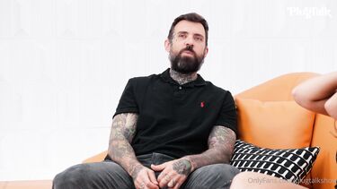 Рыжая наездница: Плаг Толк: два парня страстно дерут рыжую мамочку Мэдисон Морган