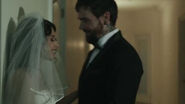 Penelope Reed: Семейный ритуал: оец трахает невесту сына в первую брачную ночь