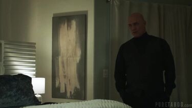 Pure Taboo: Семейный ритуал: оец трахает невесту сына в первую брачную ночь