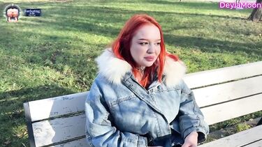 Познакомились на скамейке на улице и уже трахаемся в туалете ресторана